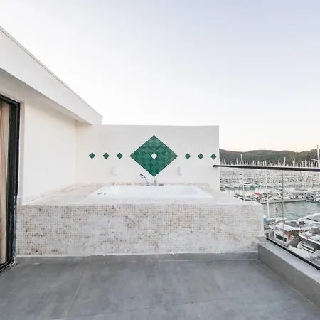 Hotel Harbour